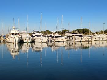 Aprilia Marittima - die größte Marina des Mittelmeers